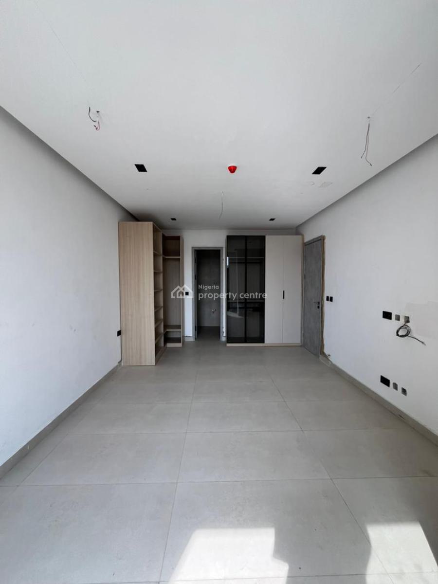 Luxury 2 Bedroom Apartment with Reception, Swimming Pool & Gym, Lekki Phase 1, Lekki, Lagos, Flat / Apartment for Sale