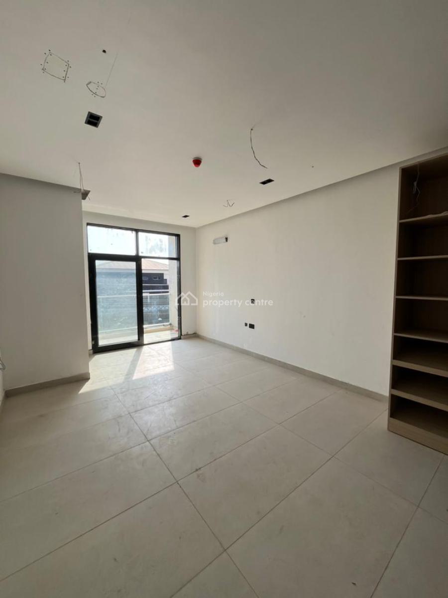 Luxury 2 Bedroom Apartment with Reception, Swimming Pool & Gym, Lekki Phase 1, Lekki, Lagos, Flat / Apartment for Sale