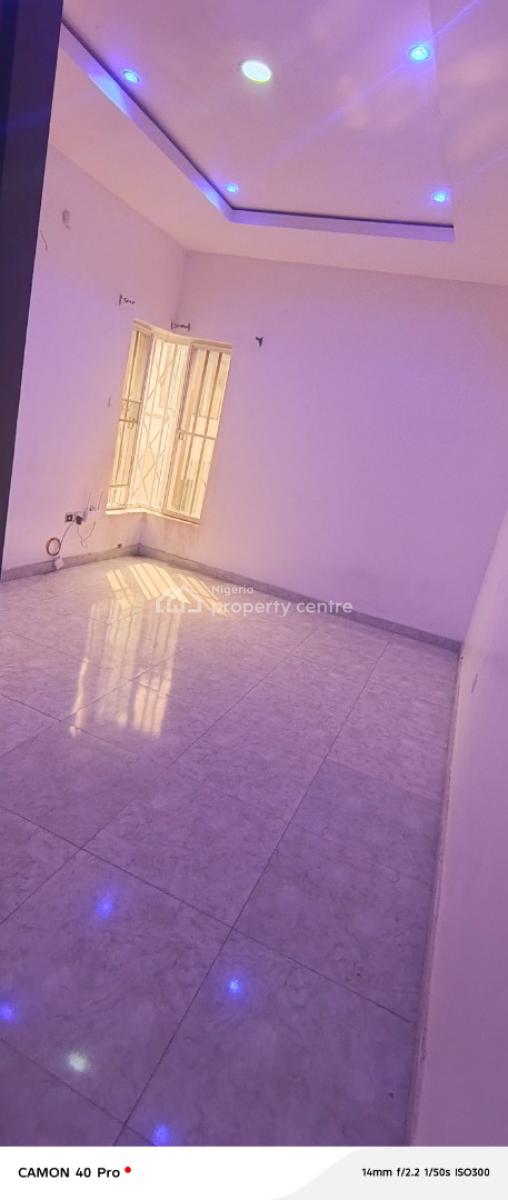 Semi Master Bedroom in Chevron, Chevy View, Lekki, Lagos, Self Contain (single Rooms) for Rent