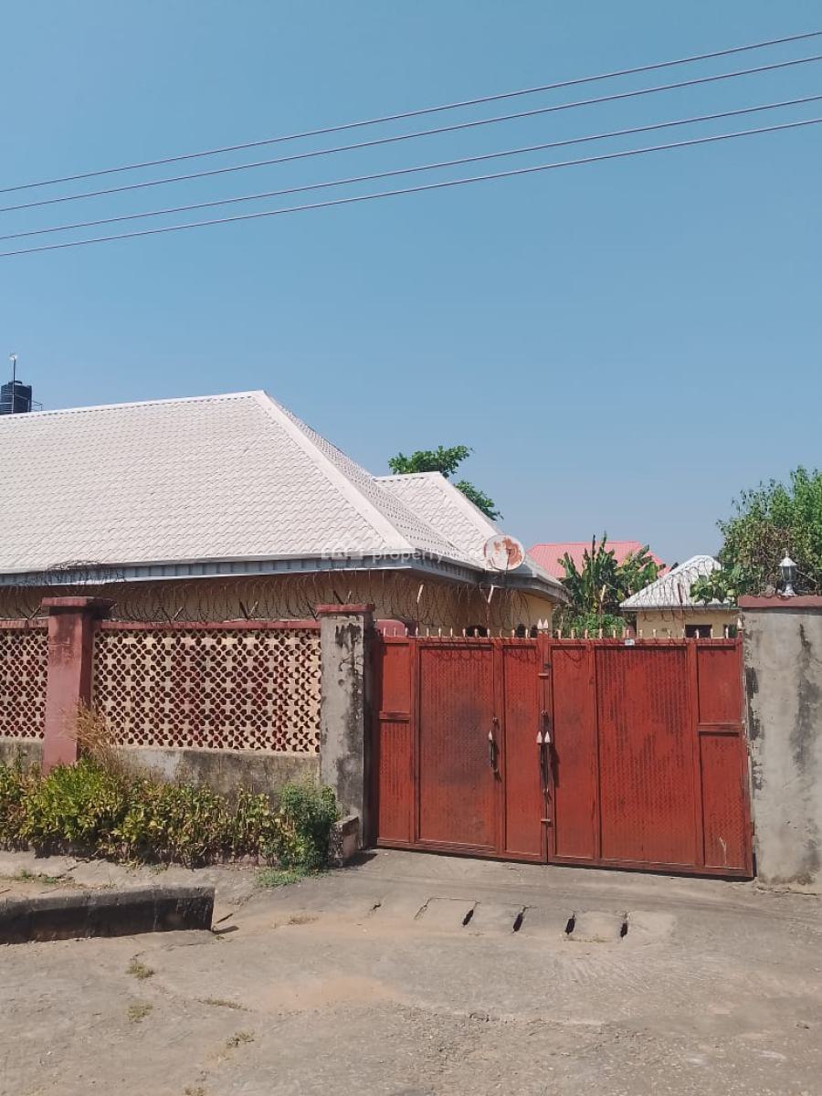 Well Built 3 Bedroom Detached Bungalow in Pri0p, Phase 3, Gwagwalada, Abuja, Detached Bungalow for Sale