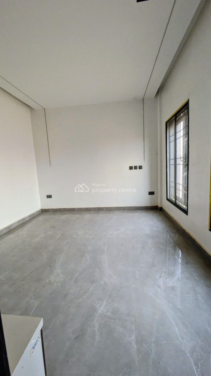 Newly Built Spacious 3 Bedroom Flat Comes with Swimming Pool and Lift, Katampe (main), Katampe, Abuja, Flat / Apartment for Sale