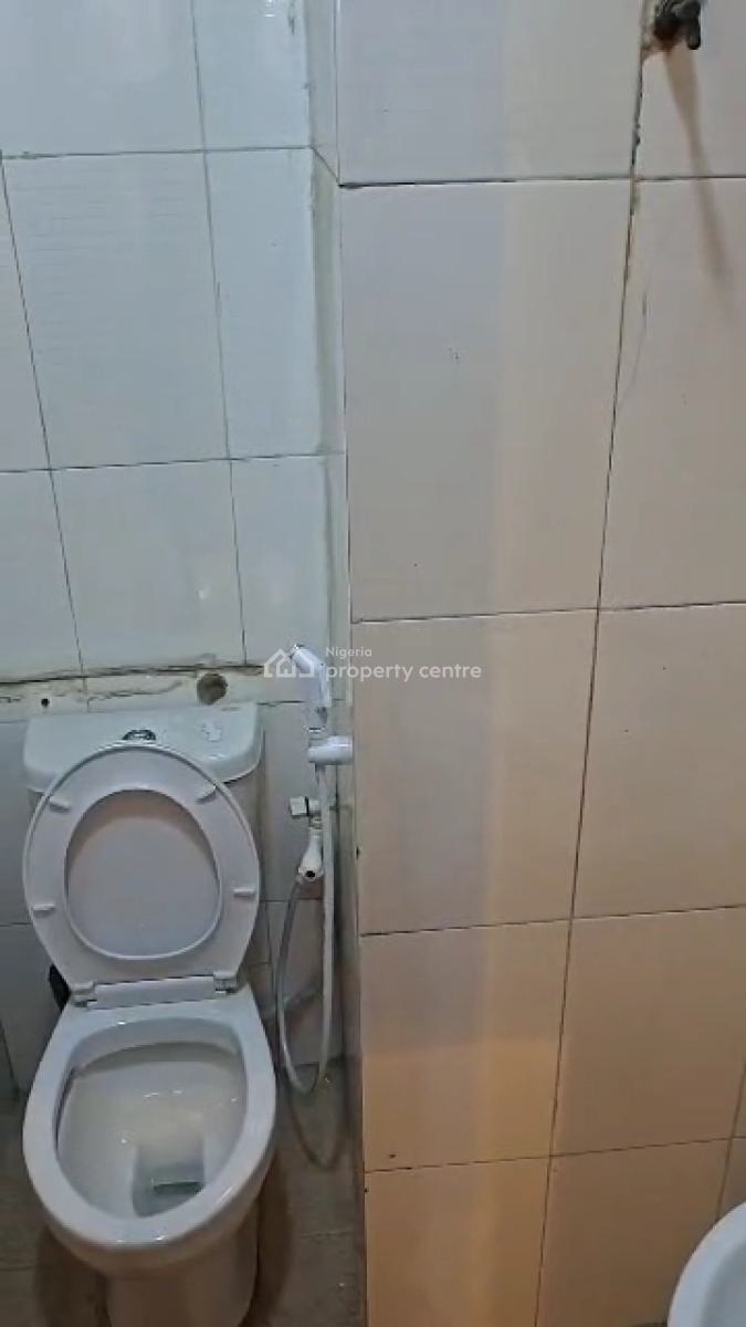 3 Bedroom Flat, Chief Anthony Enahoro Estate, Ogba, Ikeja, Lagos, Flat / Apartment for Sale