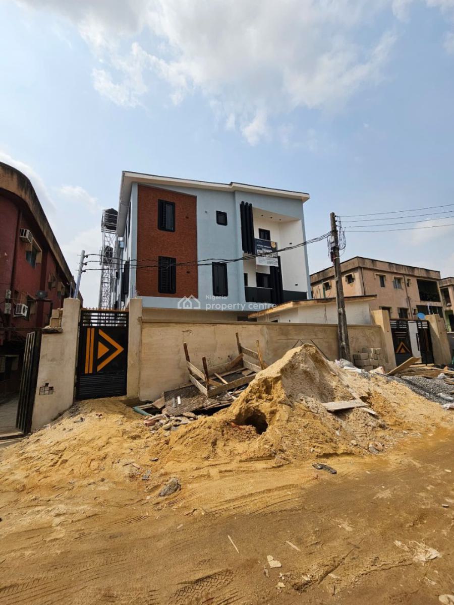 Gigantic 5 Bedroom Terraced Duplex (9 Minutes From The Airport), Ajao Estate, Ikeja, Lagos, Terraced Duplex for Sale