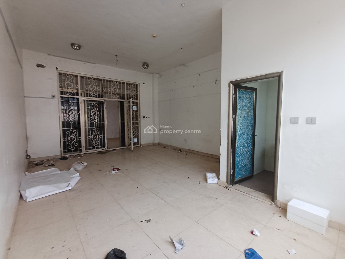 28sqm Space on The Third Floor in a Strategic Location, Mabushi, Abuja, Office Space for Rent