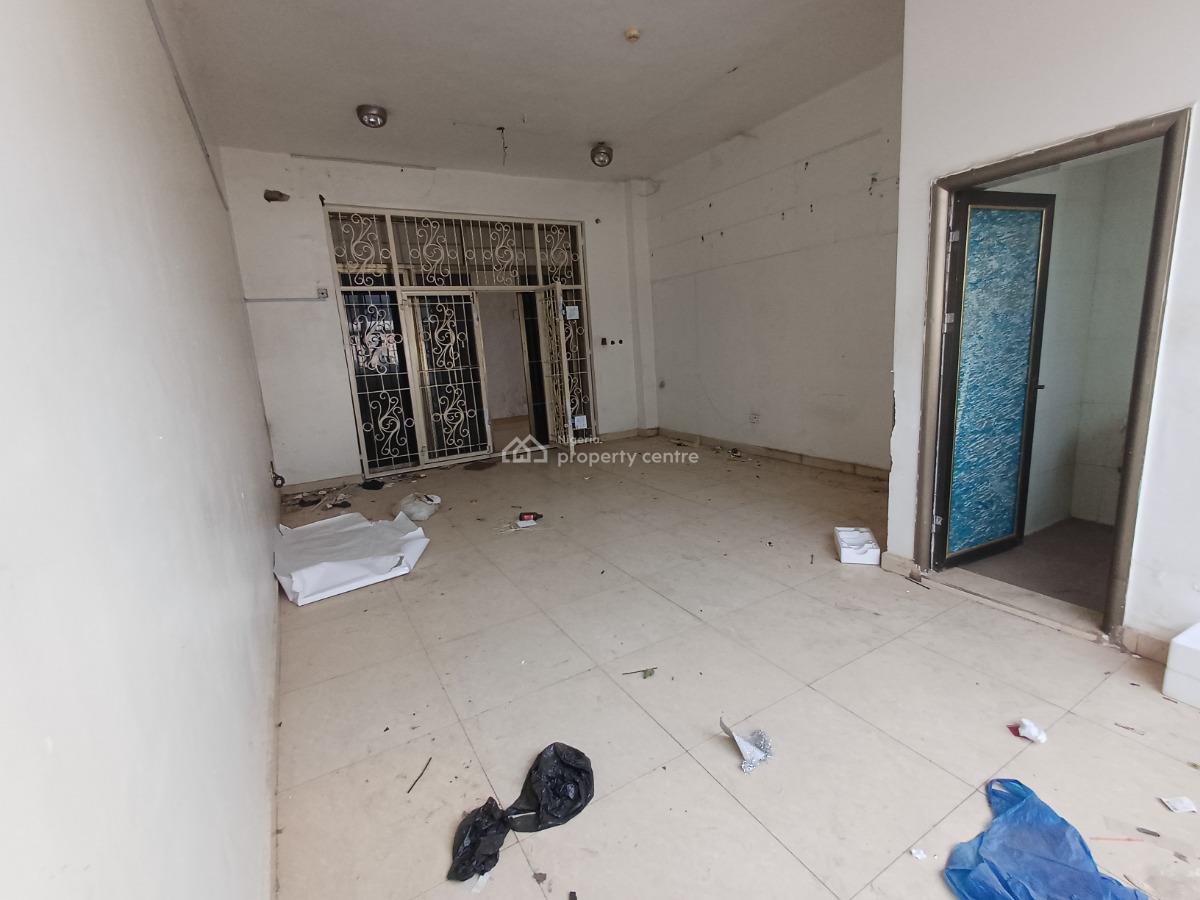 28sqm Space on The Third Floor in a Strategic Location, Mabushi, Abuja, Office Space for Rent