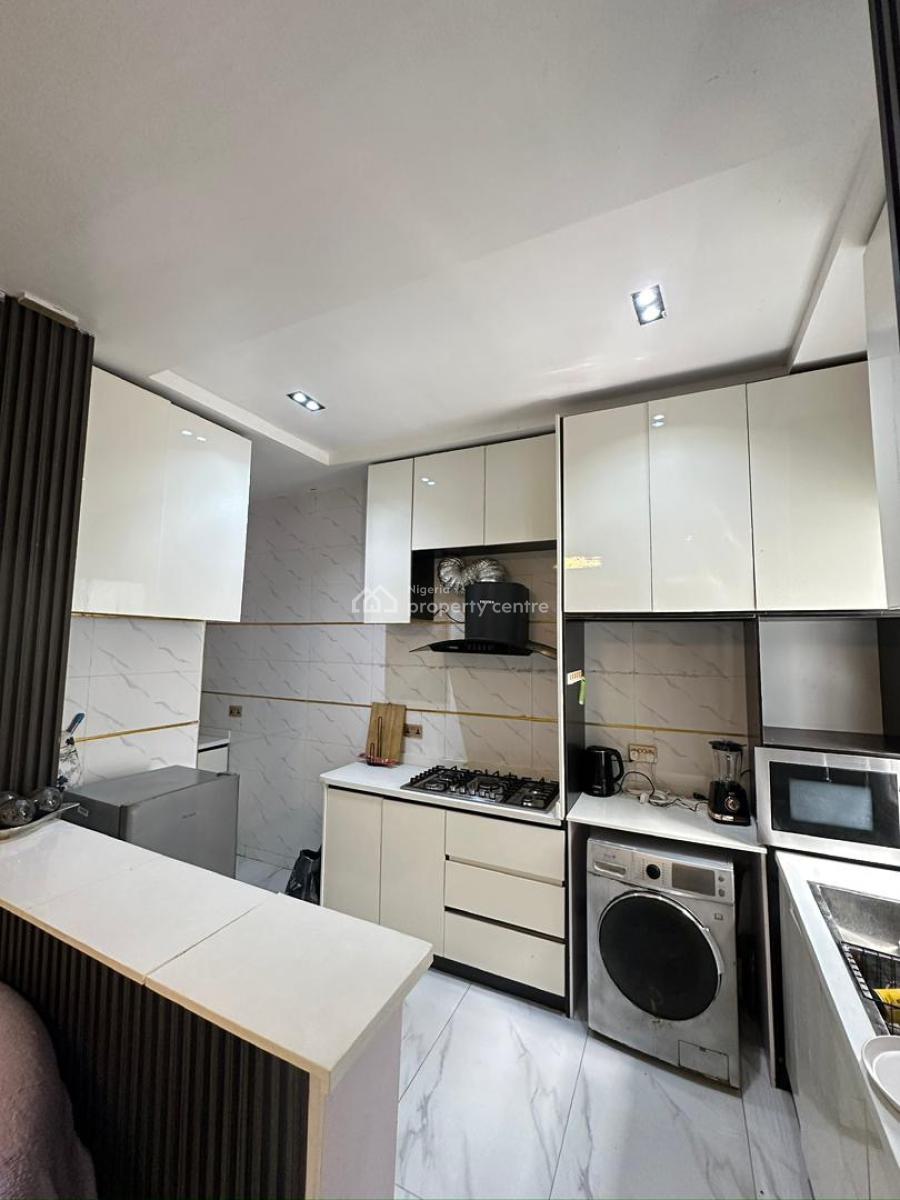 Fully Furnished 2 Bedroom Apartment, Off Freedom Way, Lekki Phase 1, Lekki, Lagos, Flat / Apartment for Rent
