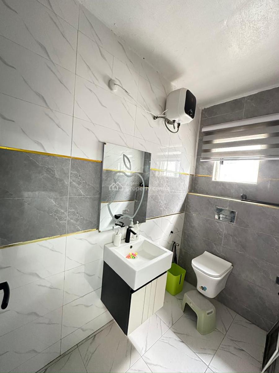 Fully Furnished 2 Bedroom Apartment, Off Freedom Way, Lekki Phase 1, Lekki, Lagos, Flat / Apartment for Rent