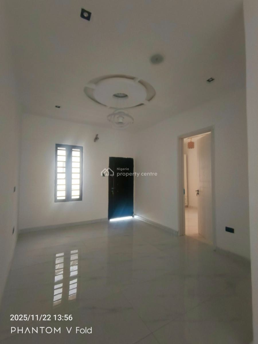 Luxury Build 2 Bedroom Apaartment with Premium Finishing, Lekki Phase 2, Lekki, Lagos, Flat / Apartment for Rent