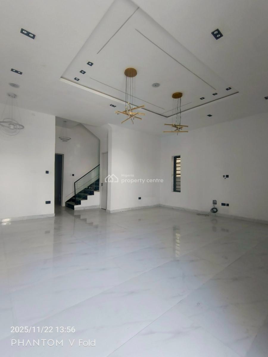 Luxury Build 2 Bedroom Apaartment with Premium Finishing, Lekki Phase 2, Lekki, Lagos, Flat / Apartment for Rent