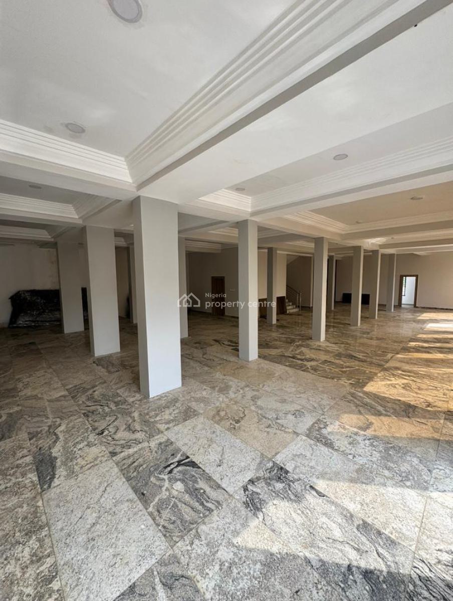 Commercial Building a Commercial Building, Wuse 2, Abuja, Commercial Property for Sale