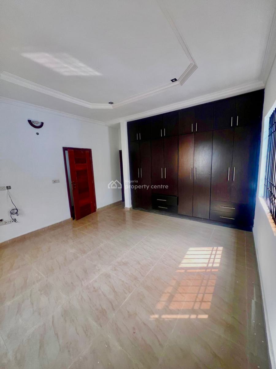 Two Bedroom Apartment, Platinum Way, Lekki, Lagos, Flat / Apartment for Rent
