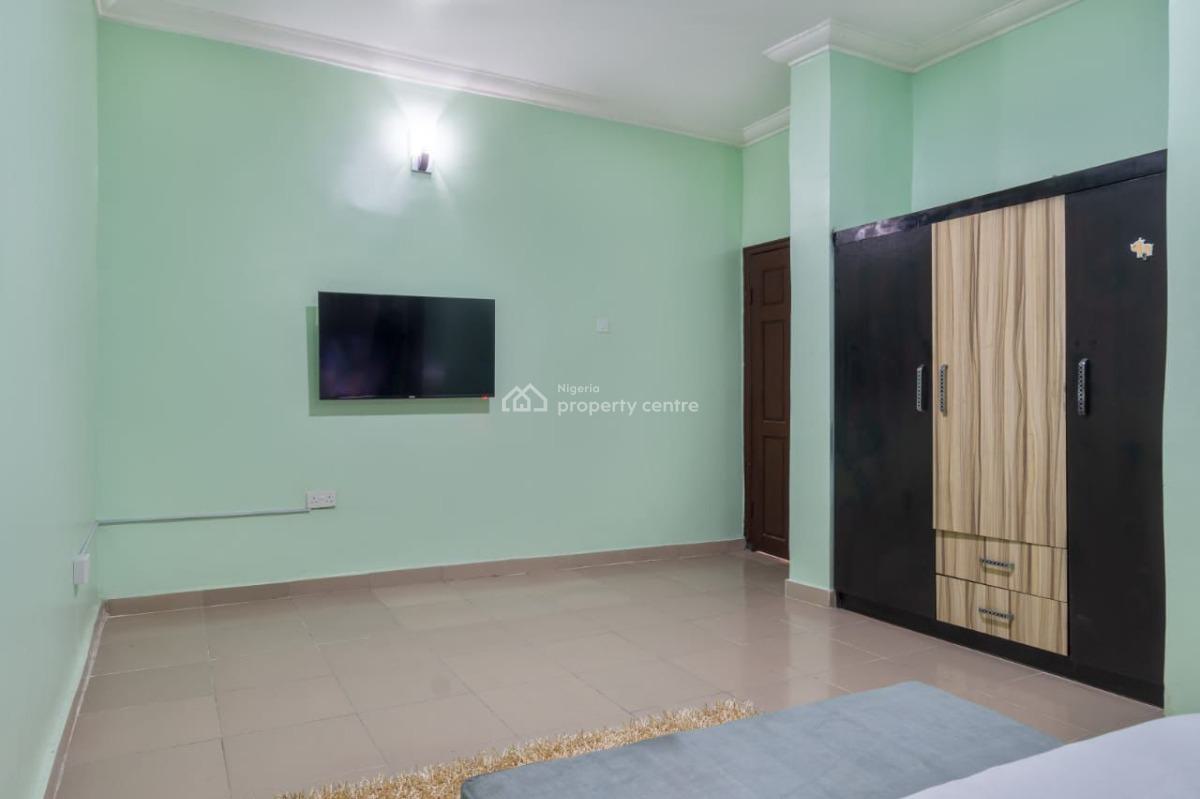 Two Bedrooms Flat Unfurnished, Ikate, Lekki, Lagos, Flat / Apartment for Sale