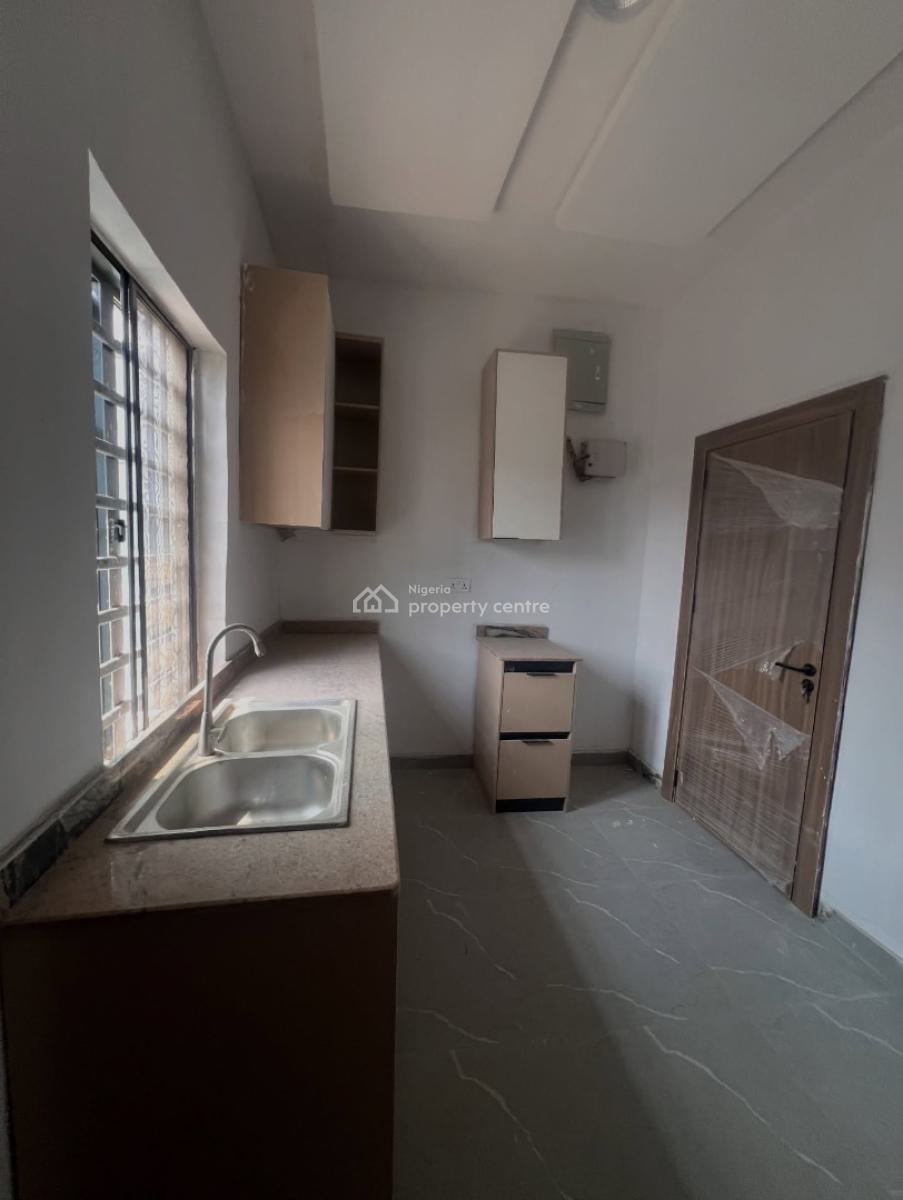 2 Bedroom Terrace Duplex with En-suite Rooms, Ologolo, Lekki, Lagos, Terraced Duplex for Rent