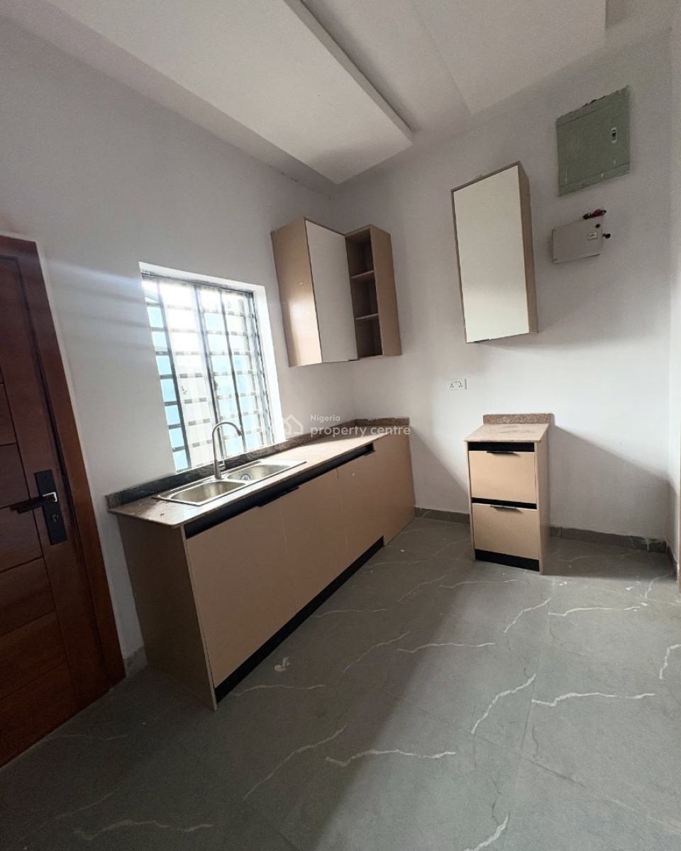 2 Bedroom Terrace Duplex with En-suite Rooms, Ologolo, Lekki, Lagos, Terraced Duplex for Rent