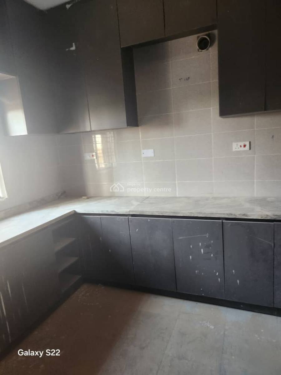 a Brand New Spacious 3-bedroom Flat + 1bq, Kaura, Abuja, Flat / Apartment for Rent