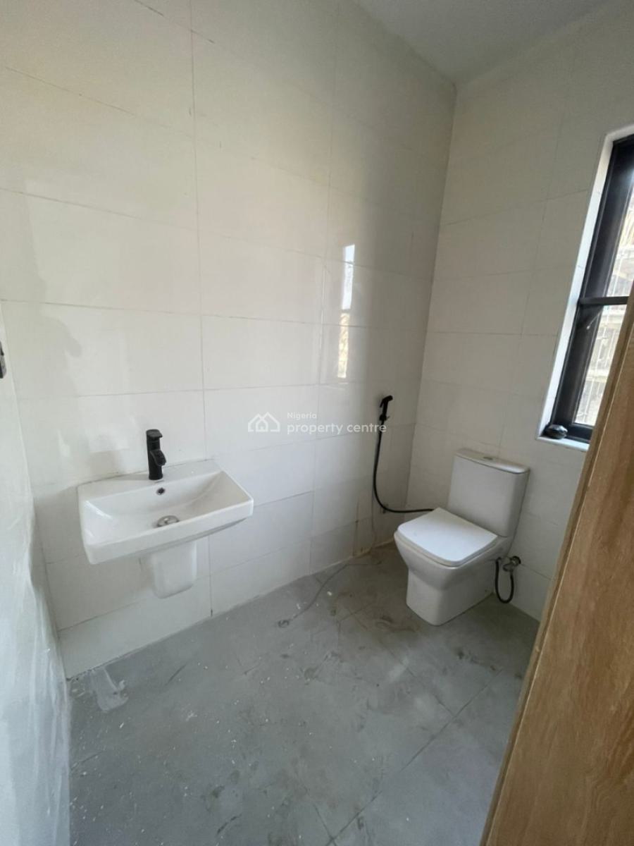 2-bedroom Apartment, Off Freedom Way, Lekki Phase 1, Lekki, Lagos, Flat / Apartment for Sale