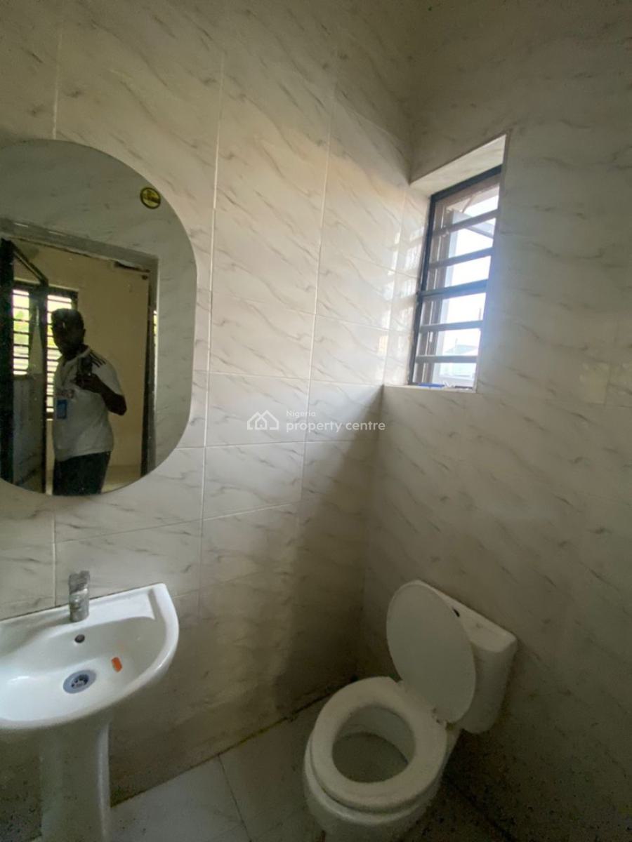 Super Luxurious 2 Bedroom Apartment, Alhaji Ganiu, Ogombo, Ajah, Lagos, Flat / Apartment for Rent