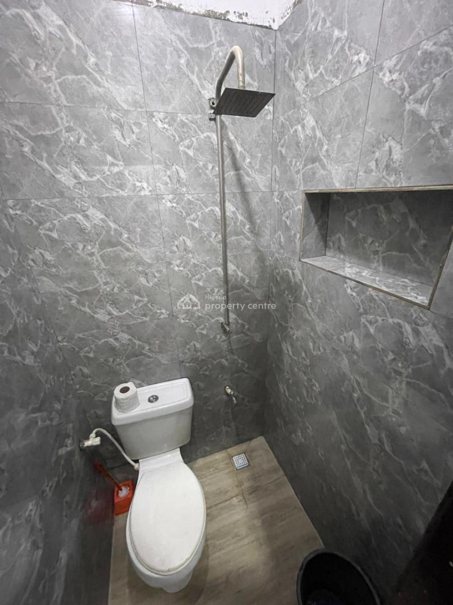 1 Bedroom Apartment, Road 14, Lekki Phase 1, Lekki, Lagos, Self Contain (single Rooms) for Rent