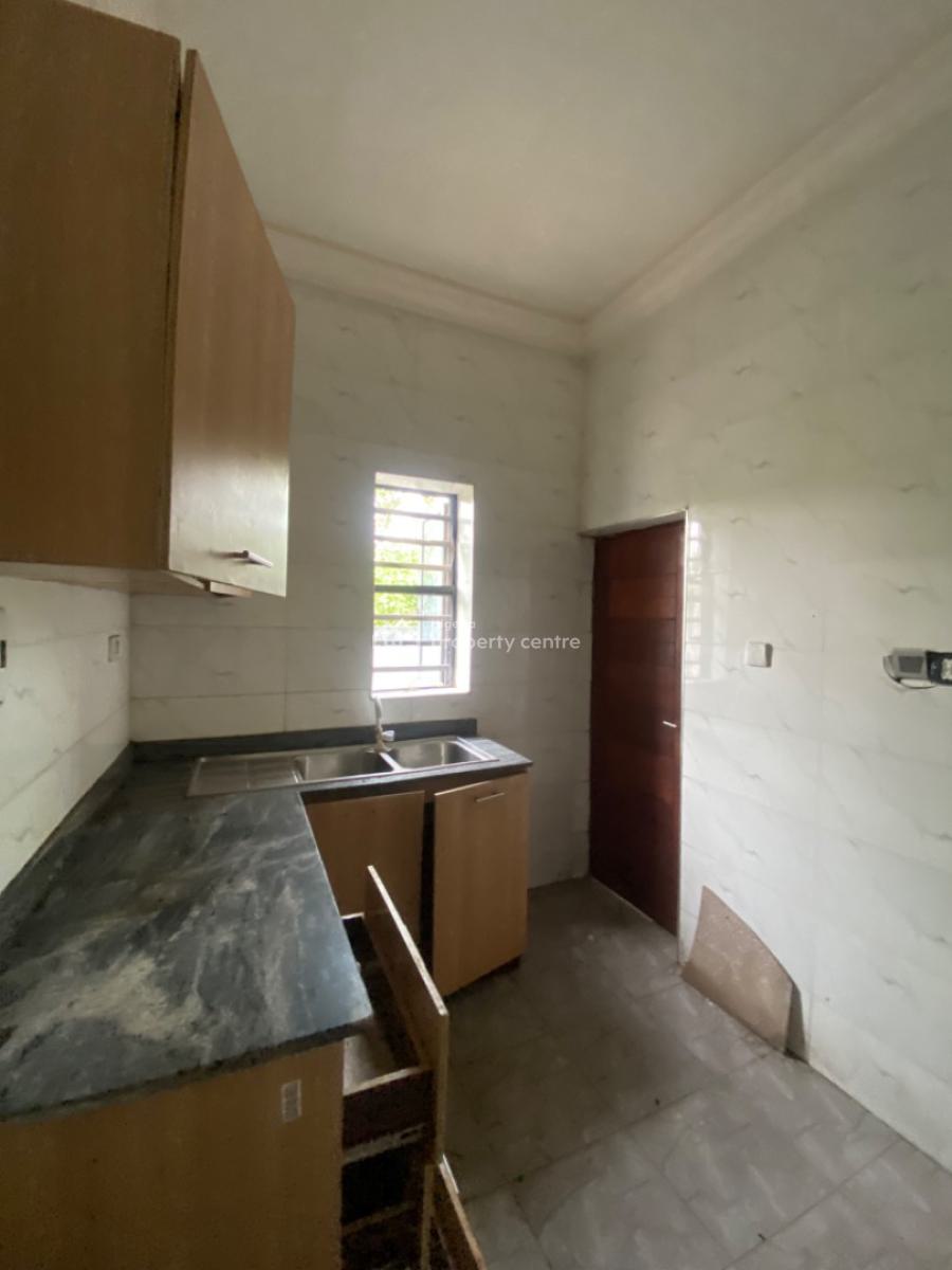 Very Sweet & Lovable Sharp 2 Bedroom Flat, Alahji Ganiu Ave Off Peace Land, Ogombo, Ajah, Lagos, Flat / Apartment for Rent