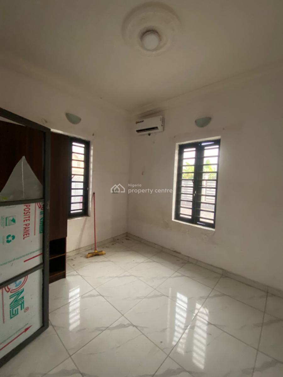 Very Sweet & Lovable Sharp 2 Bedroom Flat, Alahji Ganiu Ave Off Peace Land, Ogombo, Ajah, Lagos, Flat / Apartment for Rent