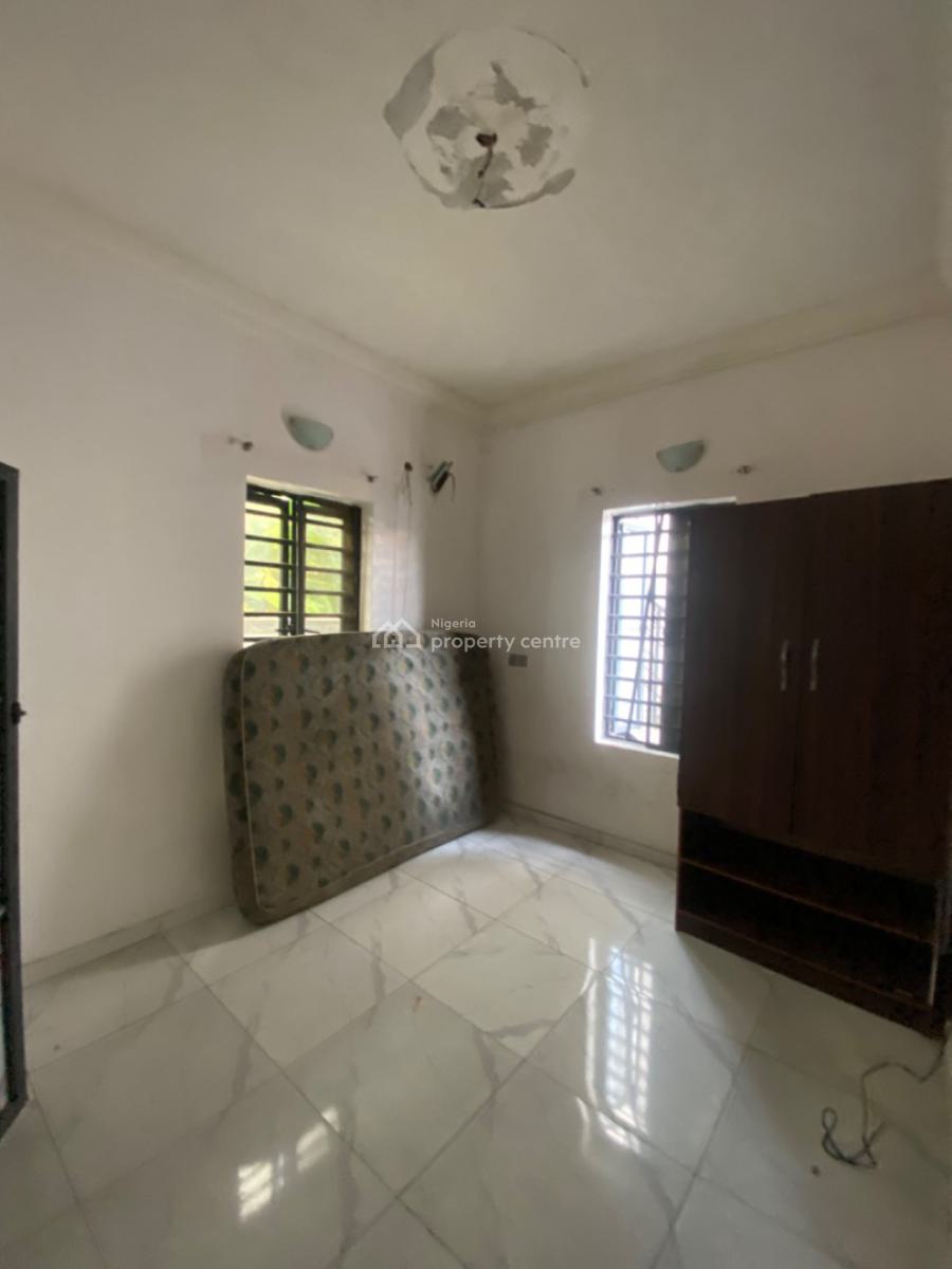 Very Sweet & Lovable Sharp 2 Bedroom Flat, Alahji Ganiu Ave Off Peace Land, Ogombo, Ajah, Lagos, Flat / Apartment for Rent