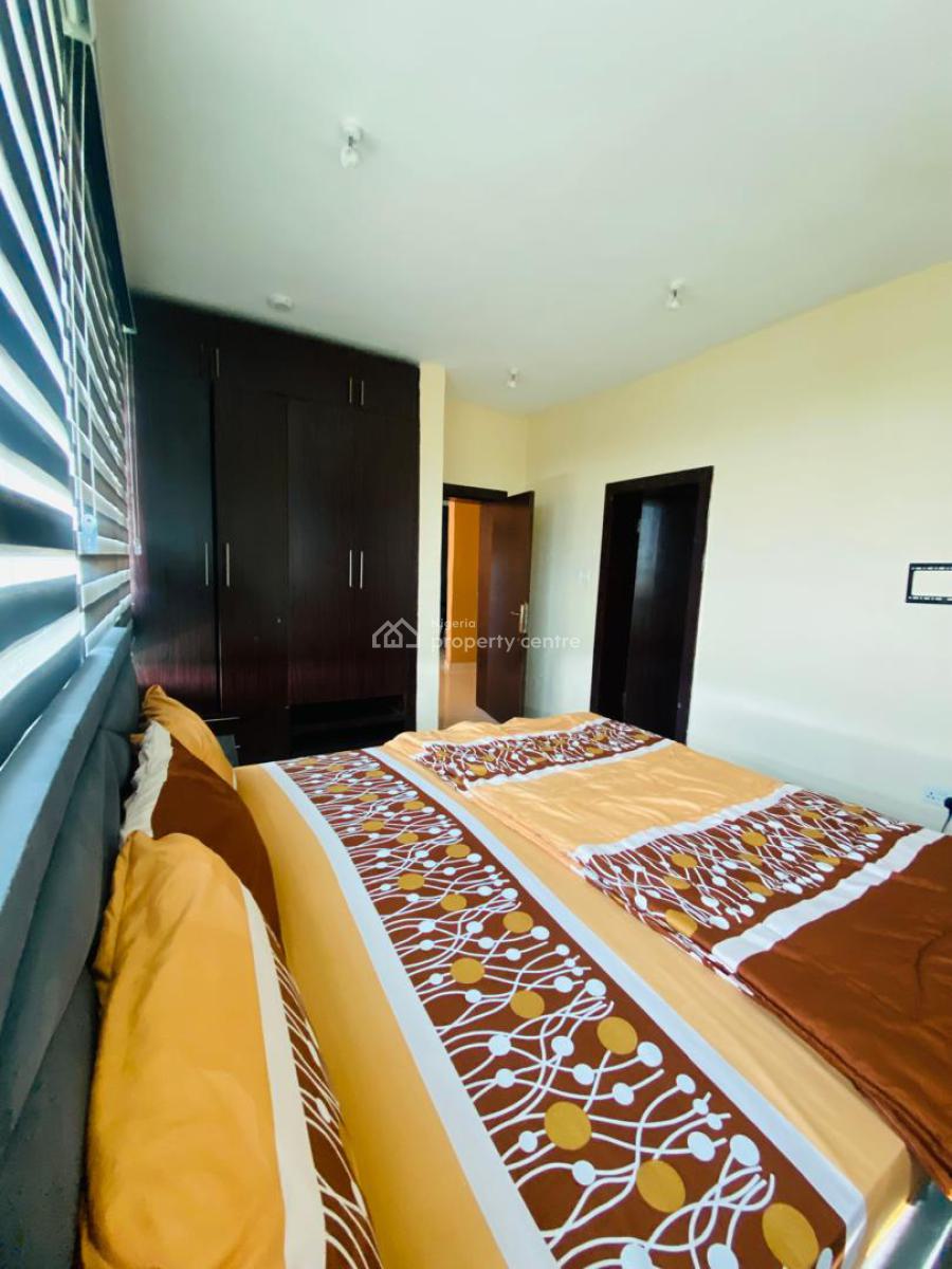 Well Furnished 3  Bedroom Apartment, Off Monastery Road, Sangotedo, Ajah, Lagos, Flat / Apartment for Rent