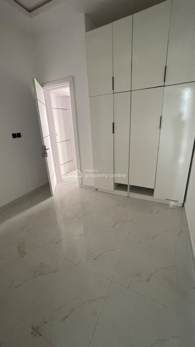 Lovely and Spacious 4 Bedroom Terraced Duplex, Ikota, Lekki, Lagos, Terraced Duplex for Sale