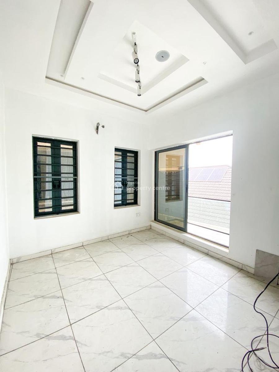 Luxury 2 Bedroom Apartment with Excellent Facility, Ologolo, Lekki, Lagos, Flat / Apartment for Rent