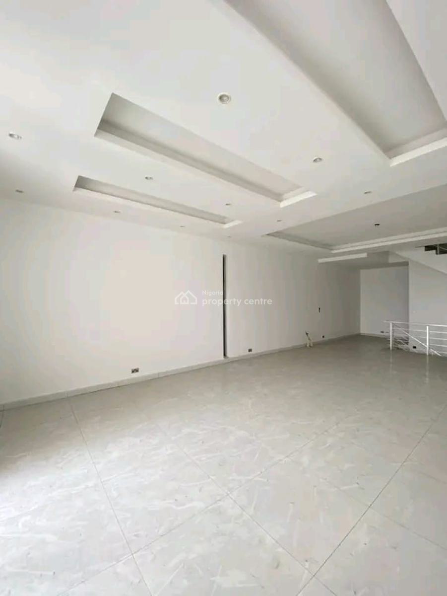 4 Bedrooms Terrace Duplex, Ikota, Lekki, Lagos, Terraced Duplex for Sale