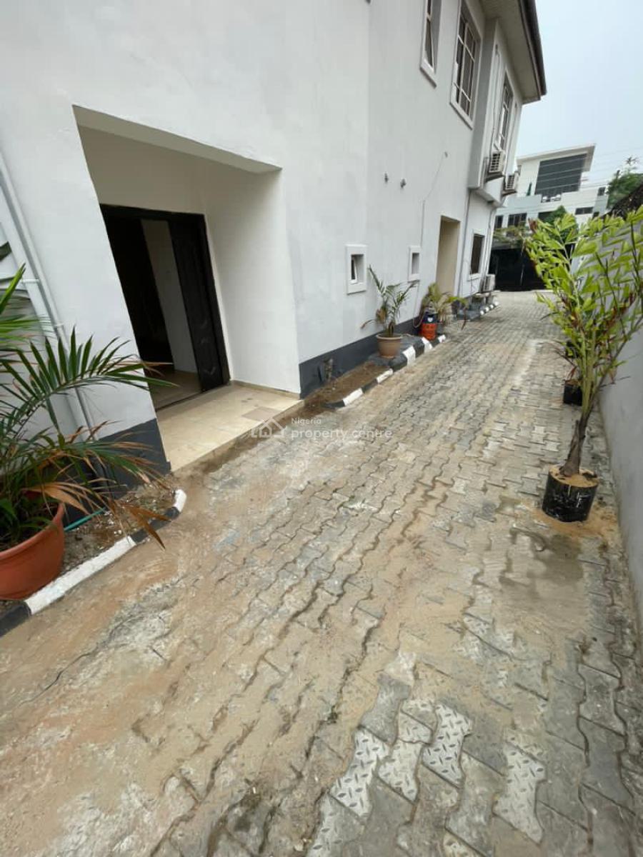 Luxury 1 Bedroom Apartment, Lekki Phase 1, Lekki, Lagos, Mini Flat (room and Parlour) for Rent