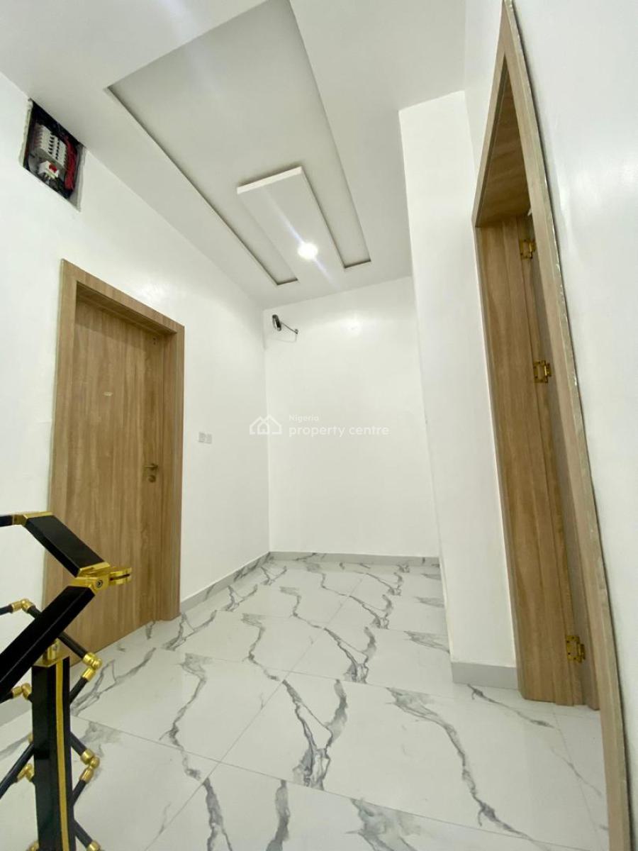 Luxury 3 Bedroom Terrace Duplex with Pool , Gym & 24hrs Light, Sangotedo, Ajah, Lagos, Terraced Duplex for Rent