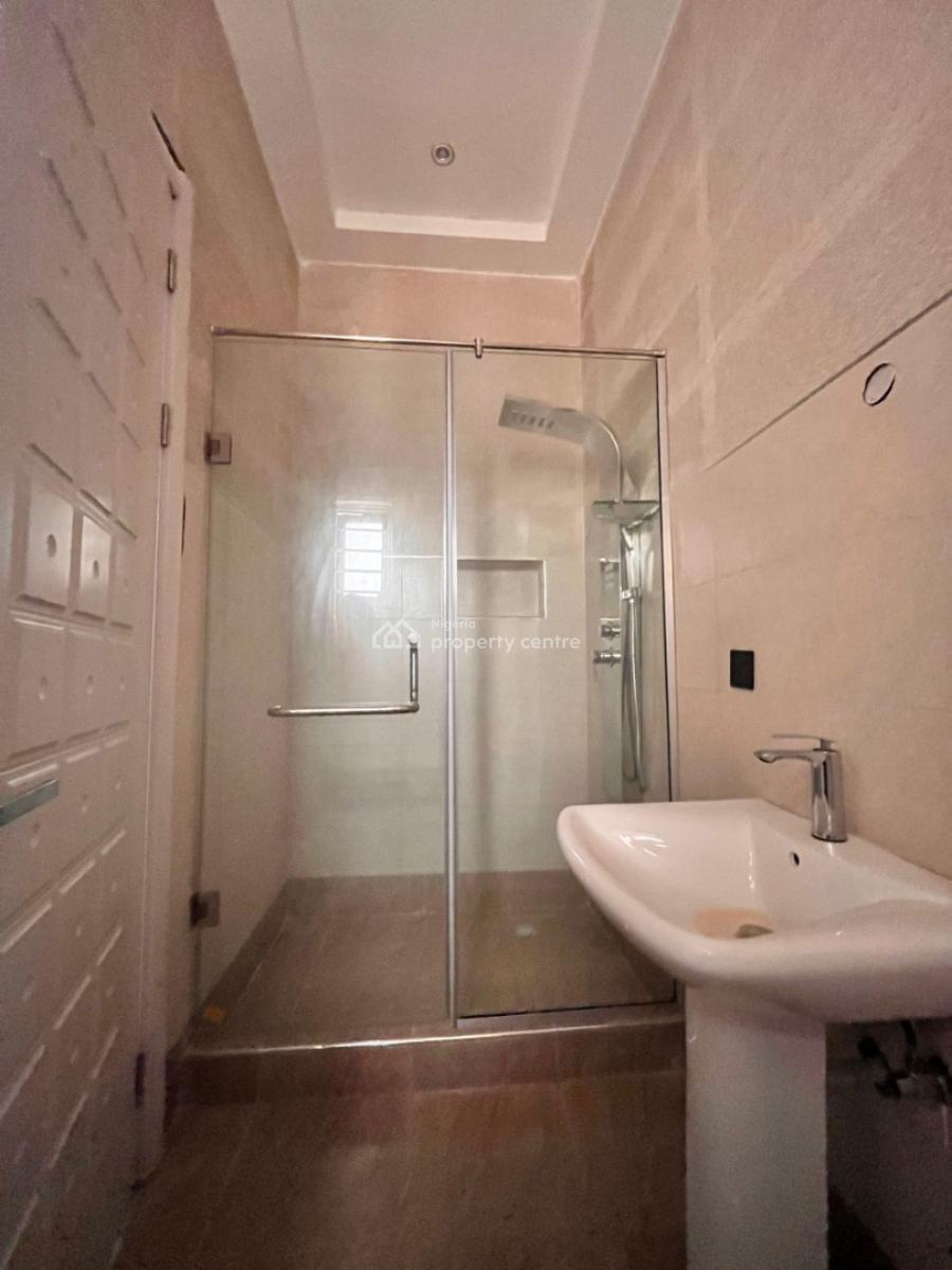 3 Bedroom Apartment with Pool, Gym & Elevator, Lekki Phase 1, Lekki, Lagos, Flat / Apartment for Rent