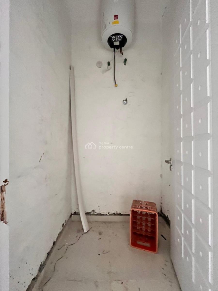 3 Bedroom Apartment with Pool, Gym & Elevator, Lekki Phase 1, Lekki, Lagos, Flat / Apartment for Rent