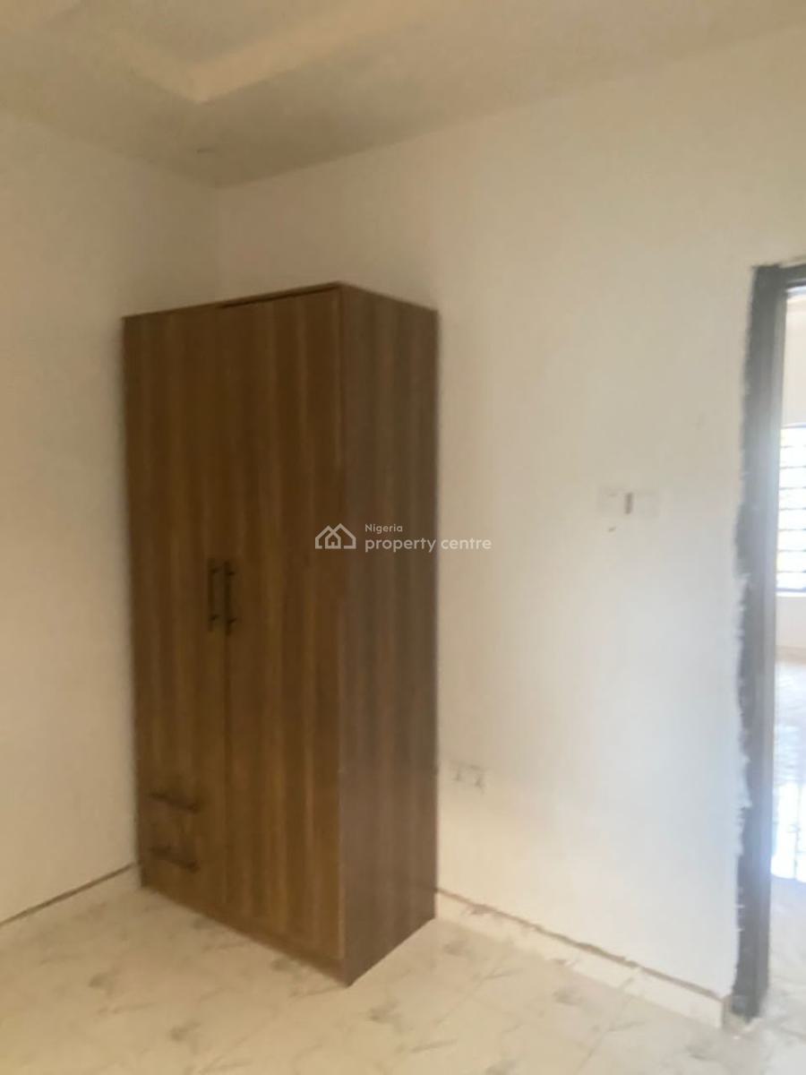 2 Bedroom Flat, Off First Bank, Ojodu Berger, Ojodu, Lagos, Flat / Apartment for Rent
