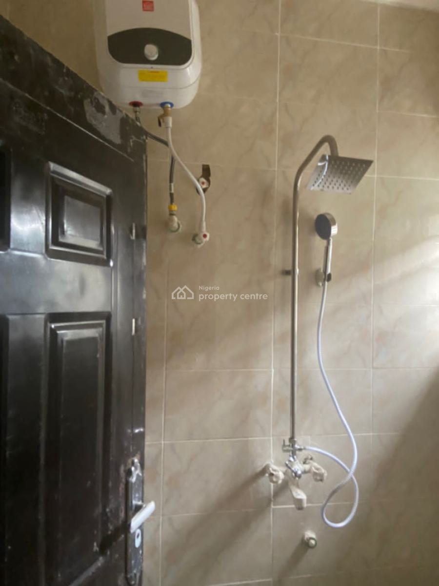 2 Bedroom Flat, Off First Bank, Ojodu Berger, Ojodu, Lagos, Flat / Apartment for Rent