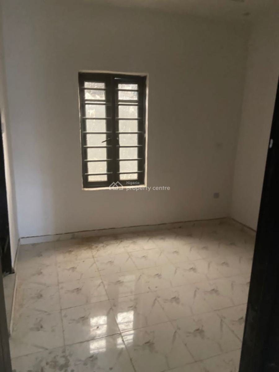 2 Bedroom Flat, Off First Bank, Ojodu Berger, Ojodu, Lagos, Flat / Apartment for Rent