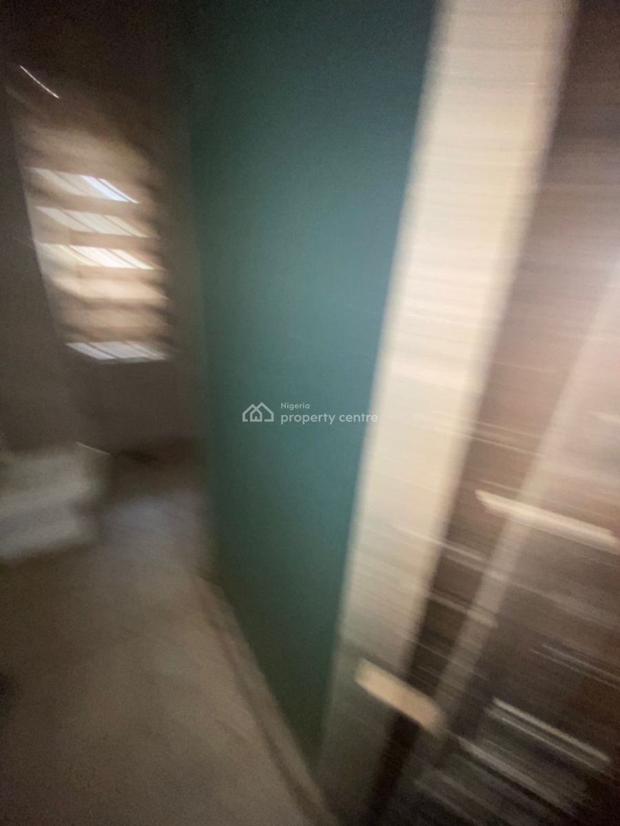 Spacious 3 Bedroom Apartment with a Room Bq, Pinnock Beach Estate, Osapa, Lekki, Lagos, Flat / Apartment for Rent