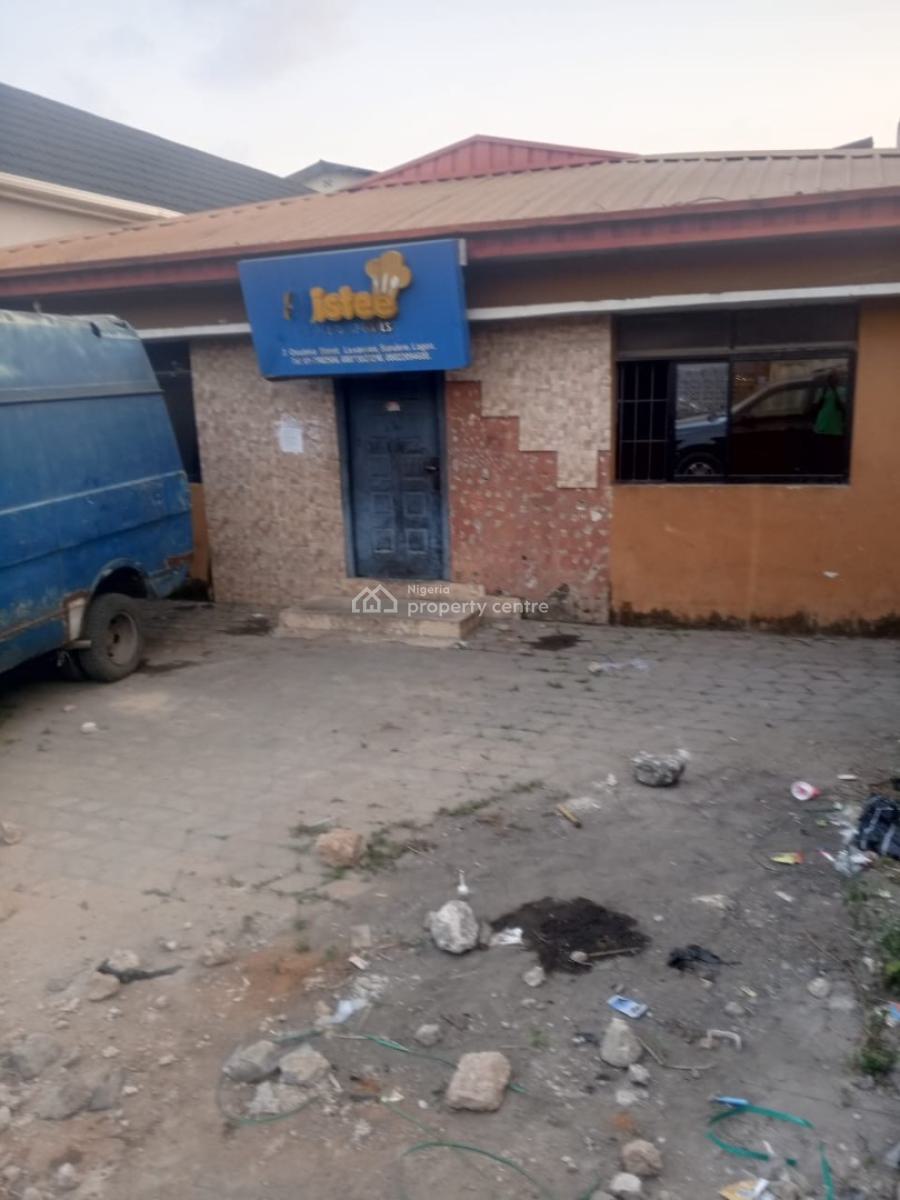 4 Bedroom Demolishable Bungalow, Lawanson, Surulere, Lagos, Detached Bungalow for Sale