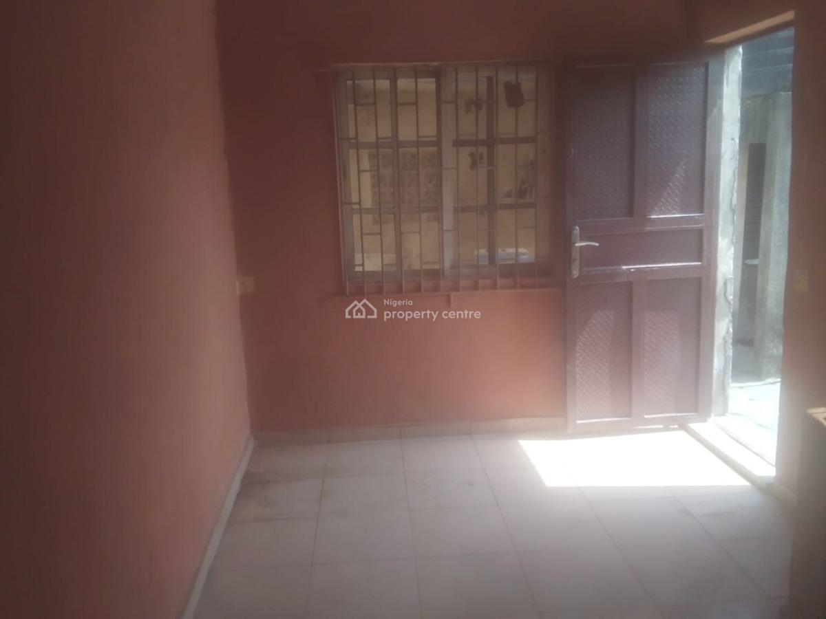 Spacious and Standard 2 Bedroom Flat, Peculiar Estate Igbo-olomu Community Off Owutu Ishawo Road Via Agric, Isawo, Ikorodu, Lagos, Flat / Apartment for Rent