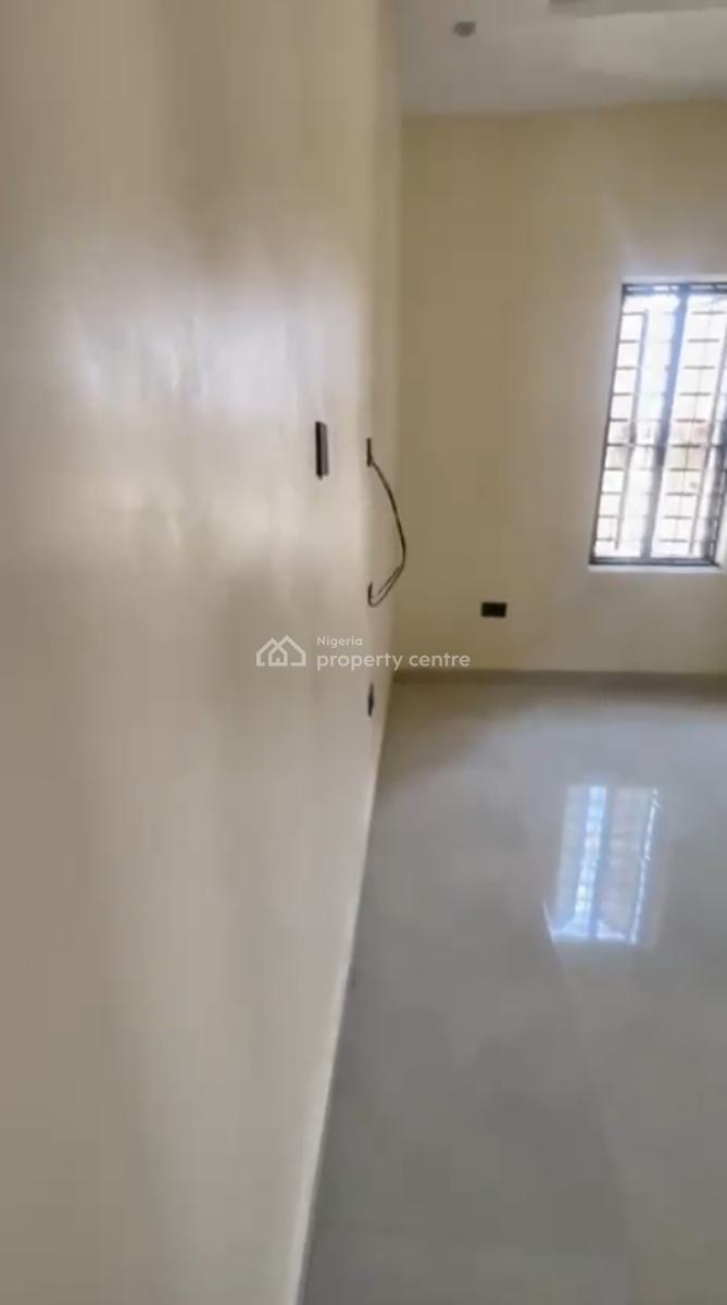 3 Bedroom Apartment, Lugbe District, Abuja, Flat / Apartment for Rent