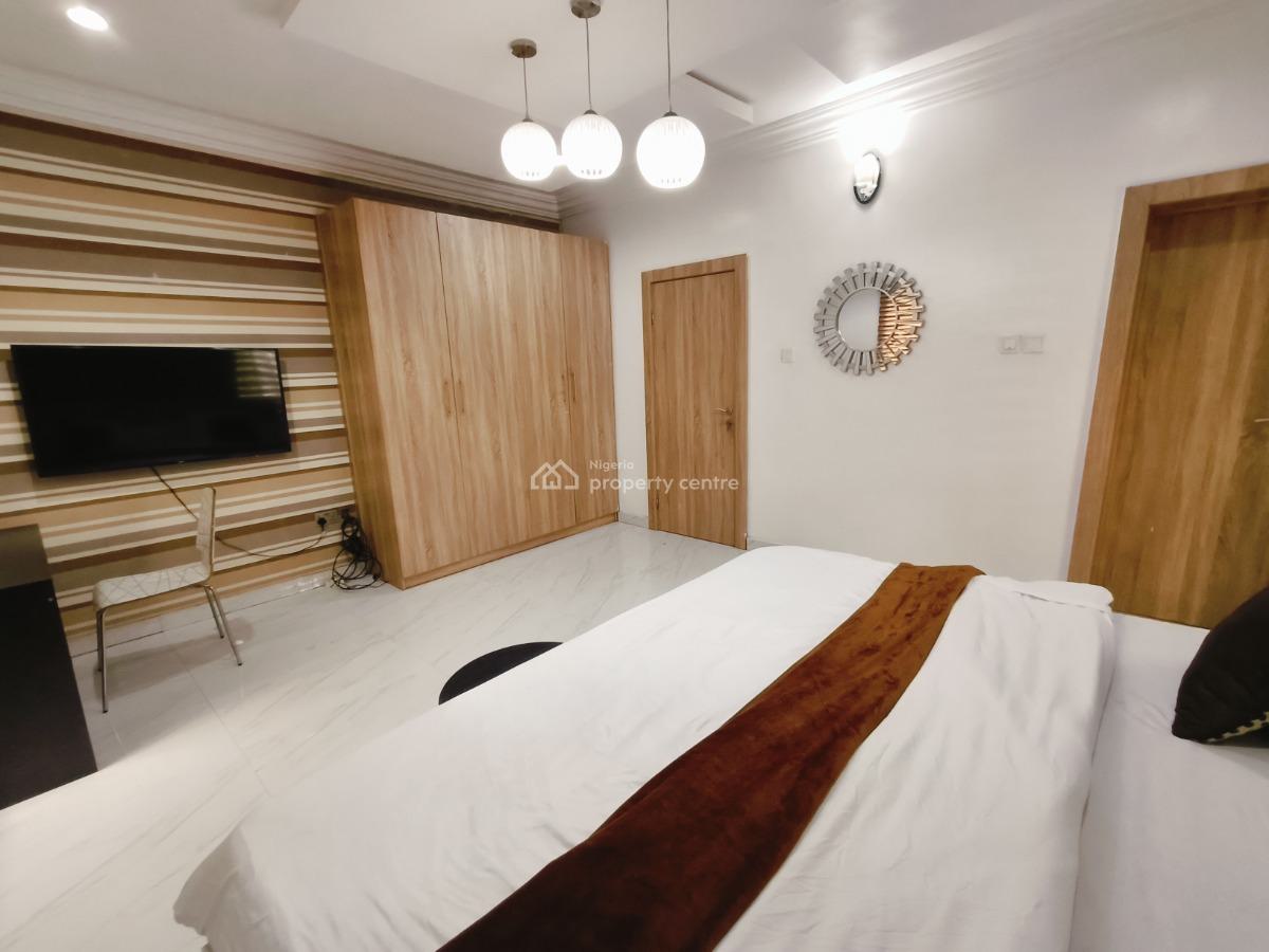 Mini Flat (room & Parlour), Lekki Enclave Road, Ikate, Lekki, Lagos, Mini Flat (room and Parlour) Short Let