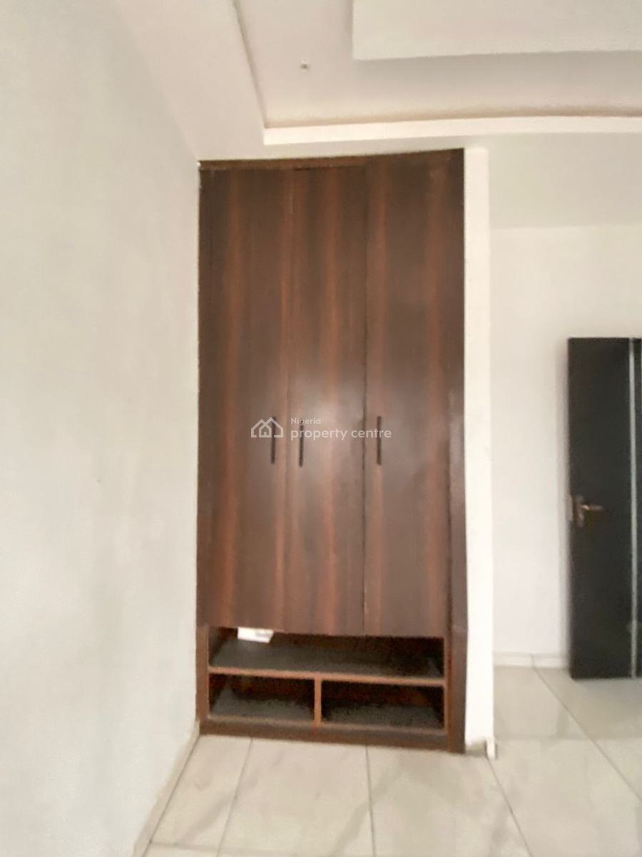 Newly Built 2 Bedroom Apartment, Ologolo, Lekki, Lagos, Flat / Apartment for Sale