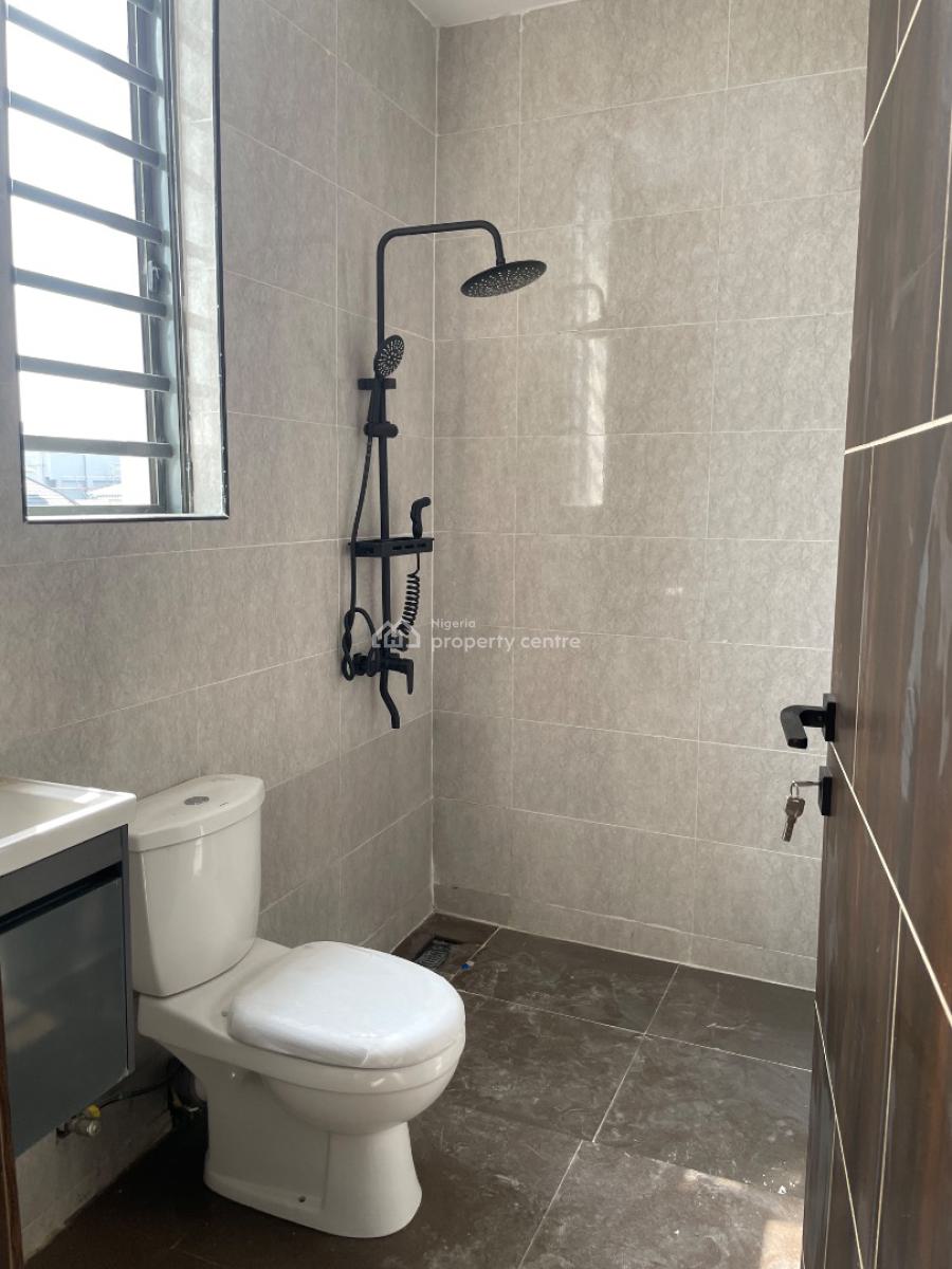 Brand New 3 Bedroom Apartment, Lekki Phase 1, Lekki, Lagos, Flat / Apartment for Rent