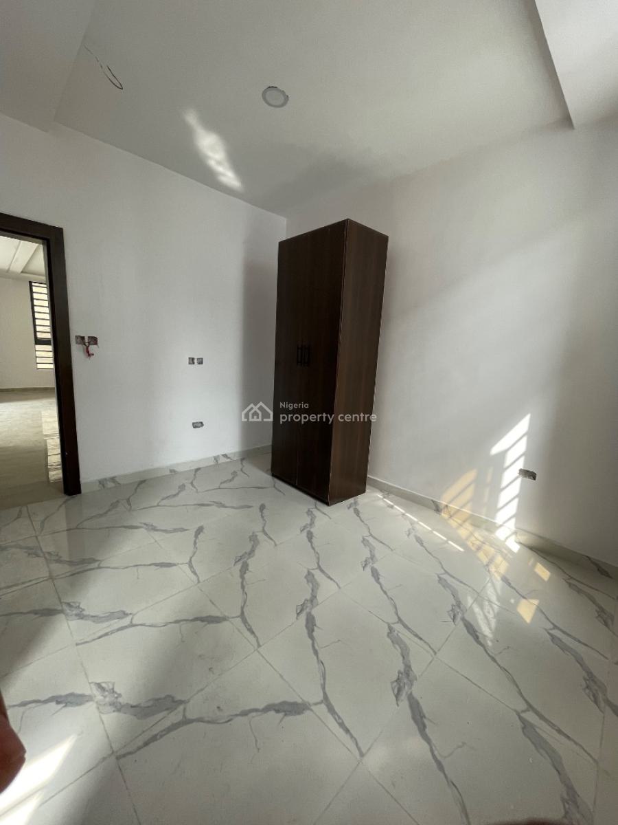 Brand New 3 Bedroom Apartment, Lekki Phase 1, Lekki, Lagos, Flat / Apartment for Rent