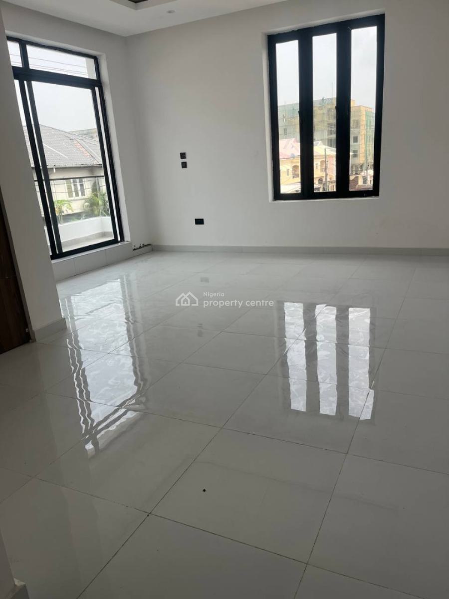 Block of Apartment, Lekki Phase 1, Lekki, Lagos, Flat / Apartment for Rent