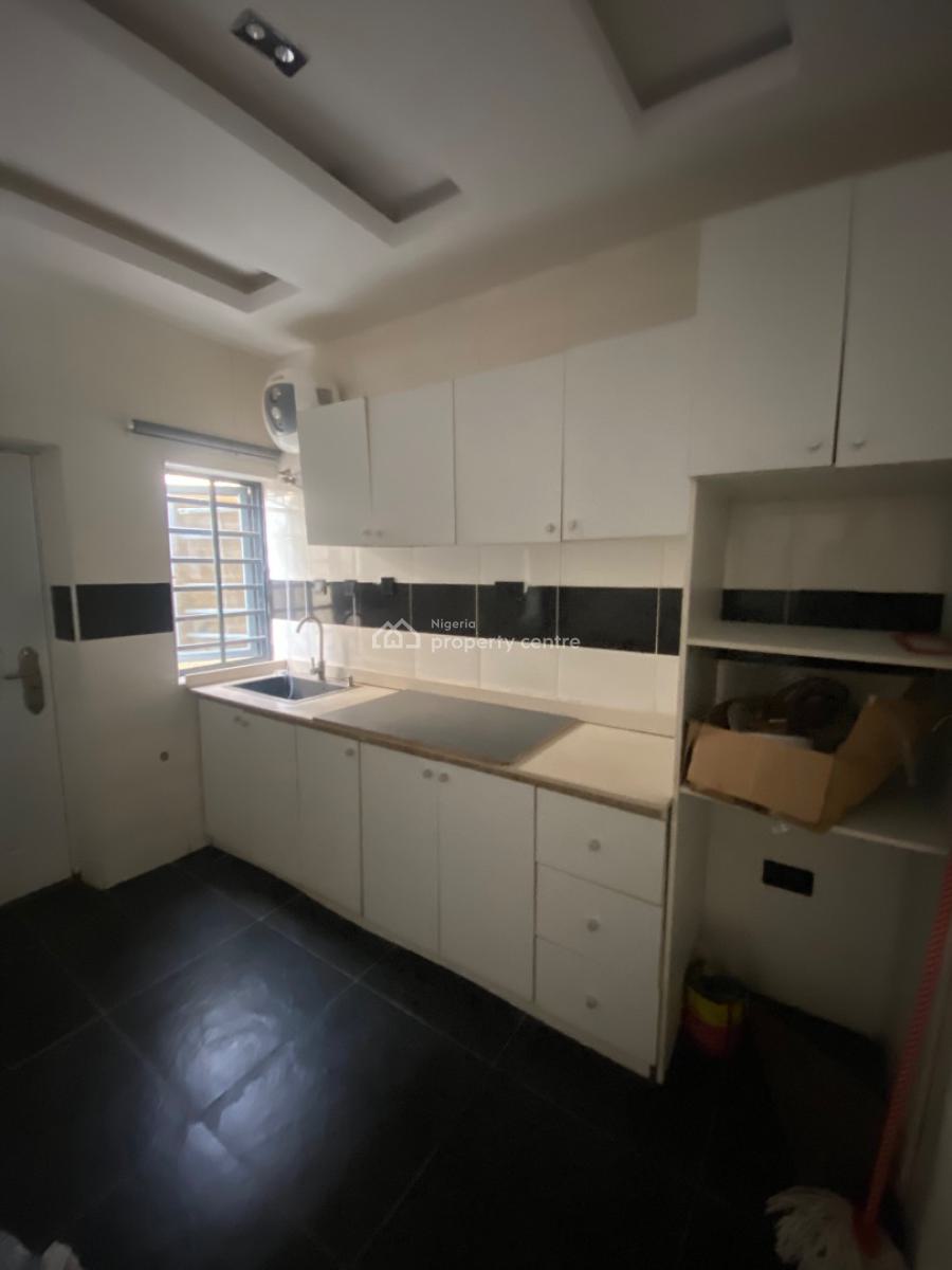 Distress 2 Bedroom Terrace Duplex, Sangotedo, Ajah, Lagos, Terraced Duplex for Sale