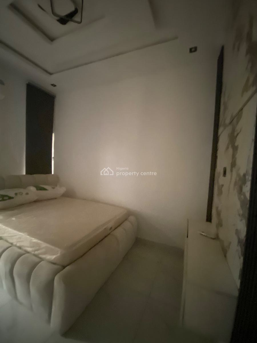 Distress 2 Bedroom Terrace Duplex, Sangotedo, Ajah, Lagos, Terraced Duplex for Sale