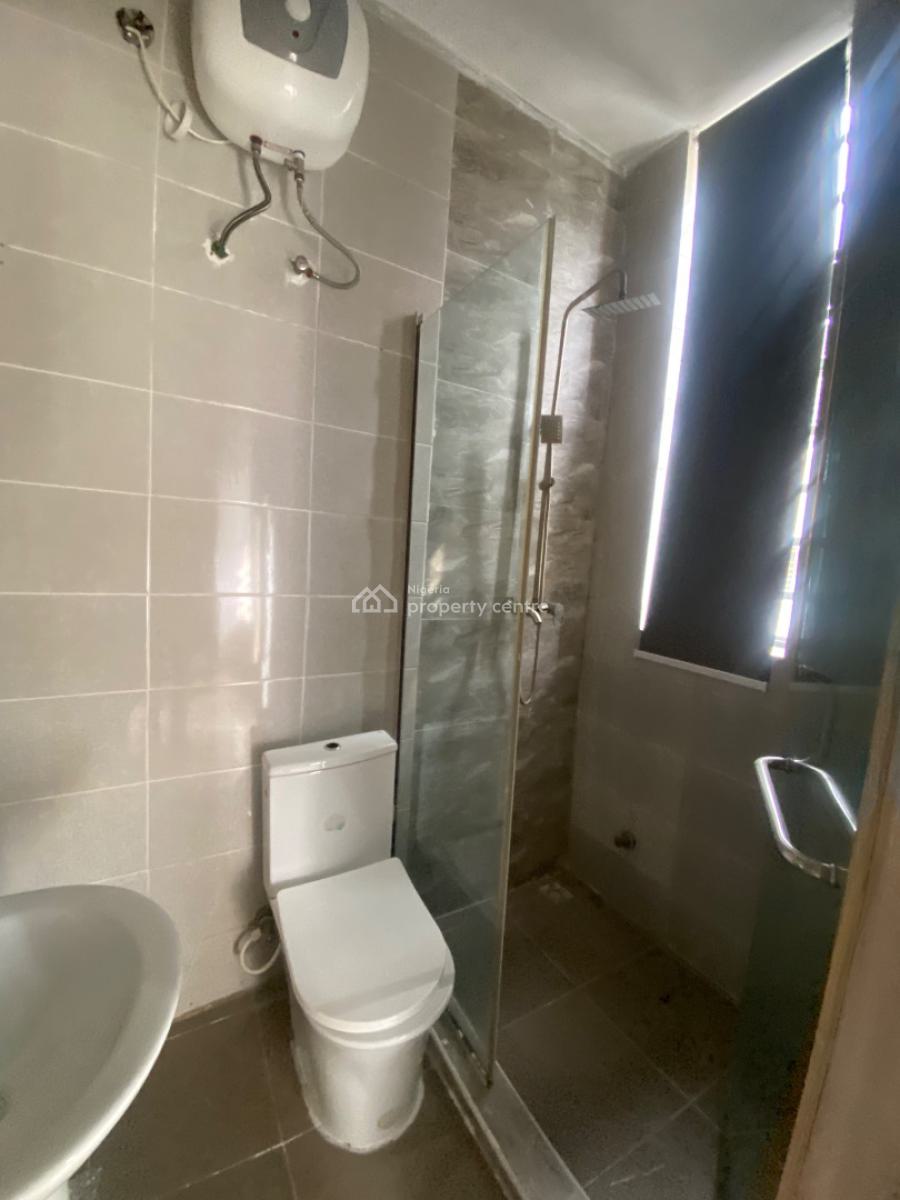 Distress 2 Bedroom Terrace Duplex, Sangotedo, Ajah, Lagos, Terraced Duplex for Sale