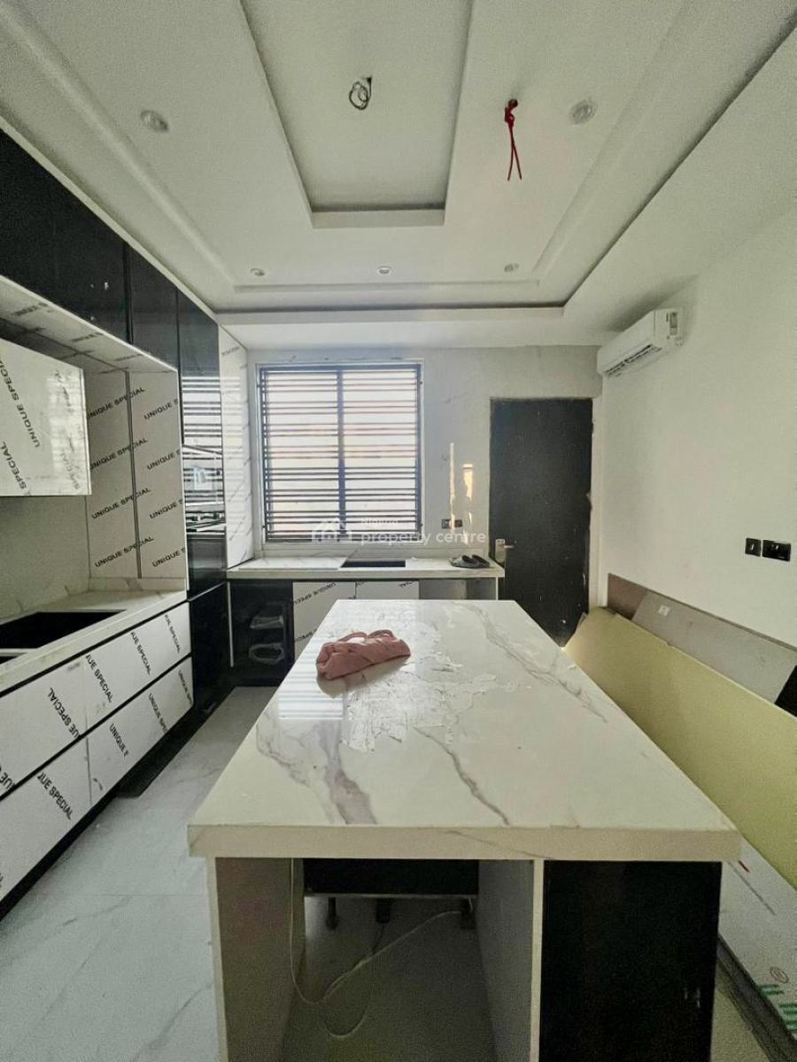 Spacious 4-bedroom Maisonette with Bq, Swimming Pool & Gym, Banana Island, Ikoyi, Lagos, Flat / Apartment for Rent