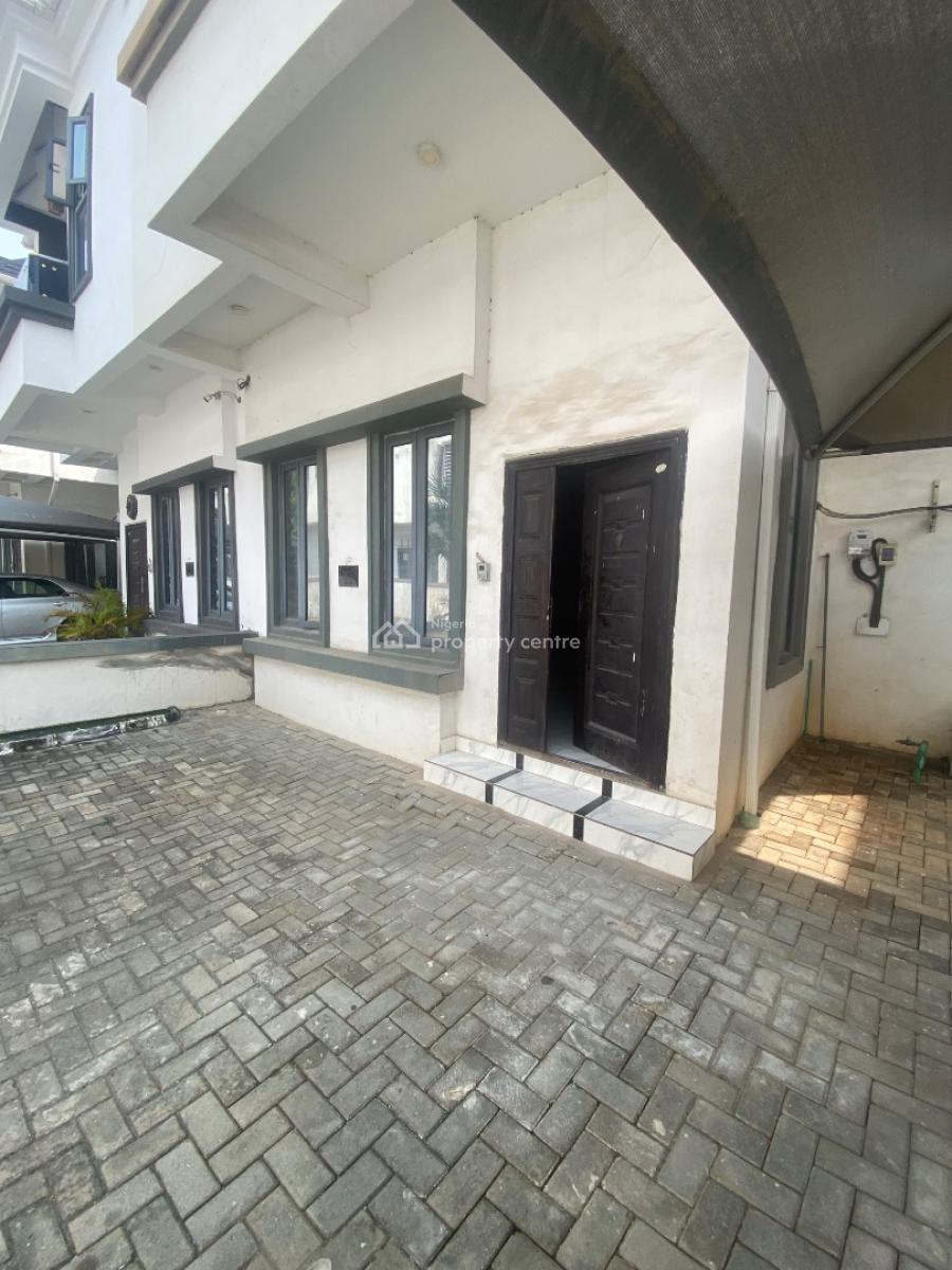 Spacious Studio Apartment Well Ventilated with Personal Kitchen, Ikota - Gra, Lekki, Lagos, Self Contain (single Rooms) for Rent